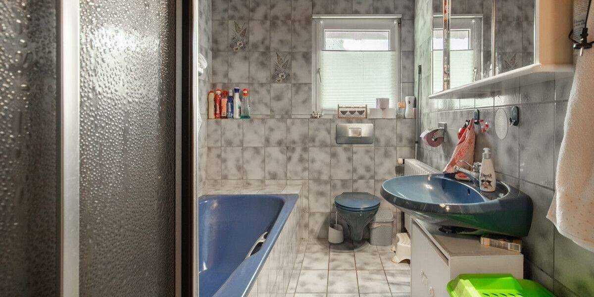 Mehrfamilienhaus, Wohnhaus Titisee-Neustadt Neustadt - 8 Zimmer, 152 m&sup2;, 399.000&euro; | Angebot:25797708