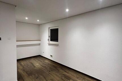 Wohnung Tuttlingen - 2 Zimmer, 74 m&sup2;, 950&euro; | Angebot:25085104