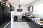 Großzügige 4,5-Zimmer-Wohnung mit Balkon, 2 Bädern & Garage in ruhiger Lage von Sulgen - Etagenwohnung Schramberg Sulgen | Angebot:26443295