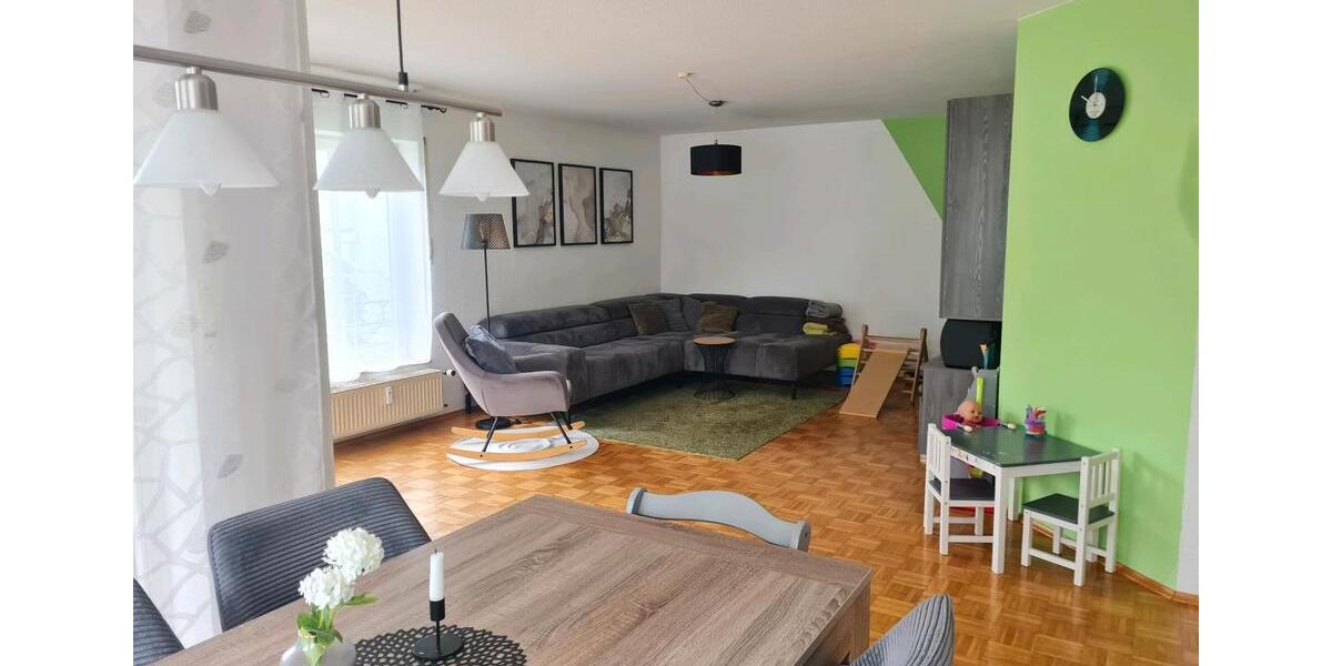 Etagenwohnung Hüfingen - 3.5 Zimmer, 88 m&sup2;, 1.100&euro; | Angebot:26652372