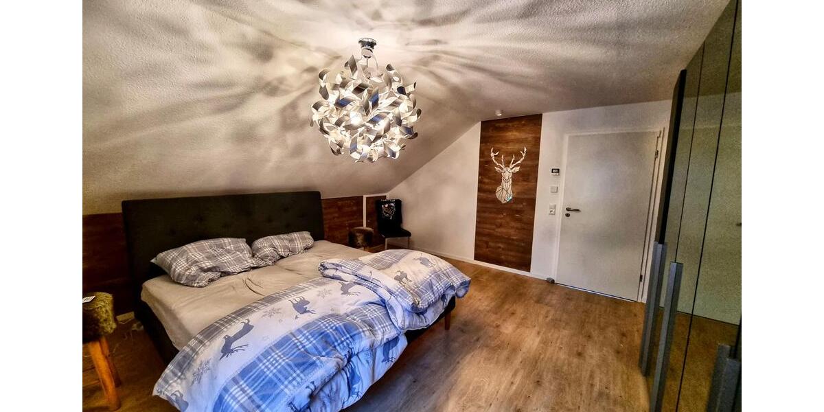 Dachgeschoßwohnung Bonndorf im Schwarzwald - 3 Zimmer, 89 m&sup2;, 179.000&euro; | Angebot:26823846