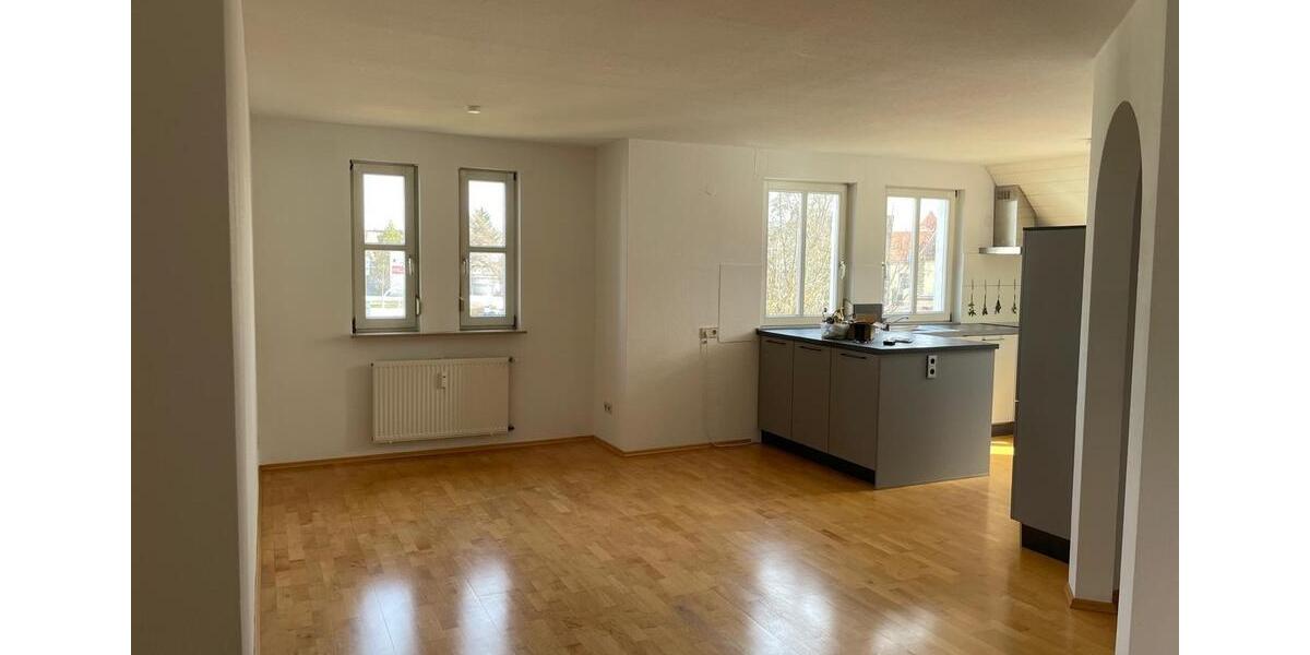 Maisonettenwohnung Donaueschingen - 5.5 Zimmer, 220 m&sup2;, 1.800&euro; | Angebot:26670180