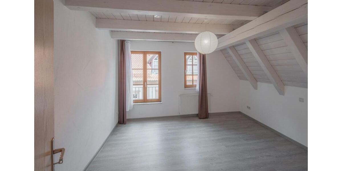 Maisonettenwohnung Schiltach - 4 Zimmer, 93 m&sup2;, 950&euro; | Angebot:25289314