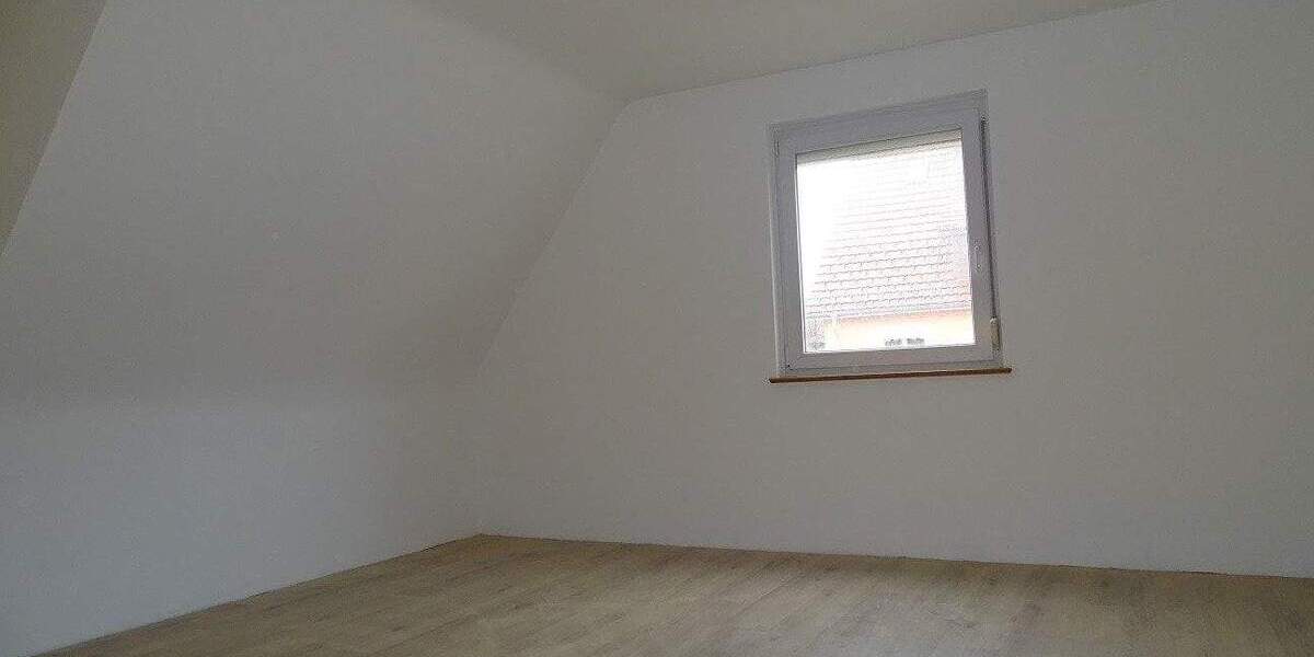 Einfamilienhaus Villingen-Schwenningen Schwenningen - 4 Zimmer, 125 m&sup2;, 348.700&euro; | Angebot:25772114