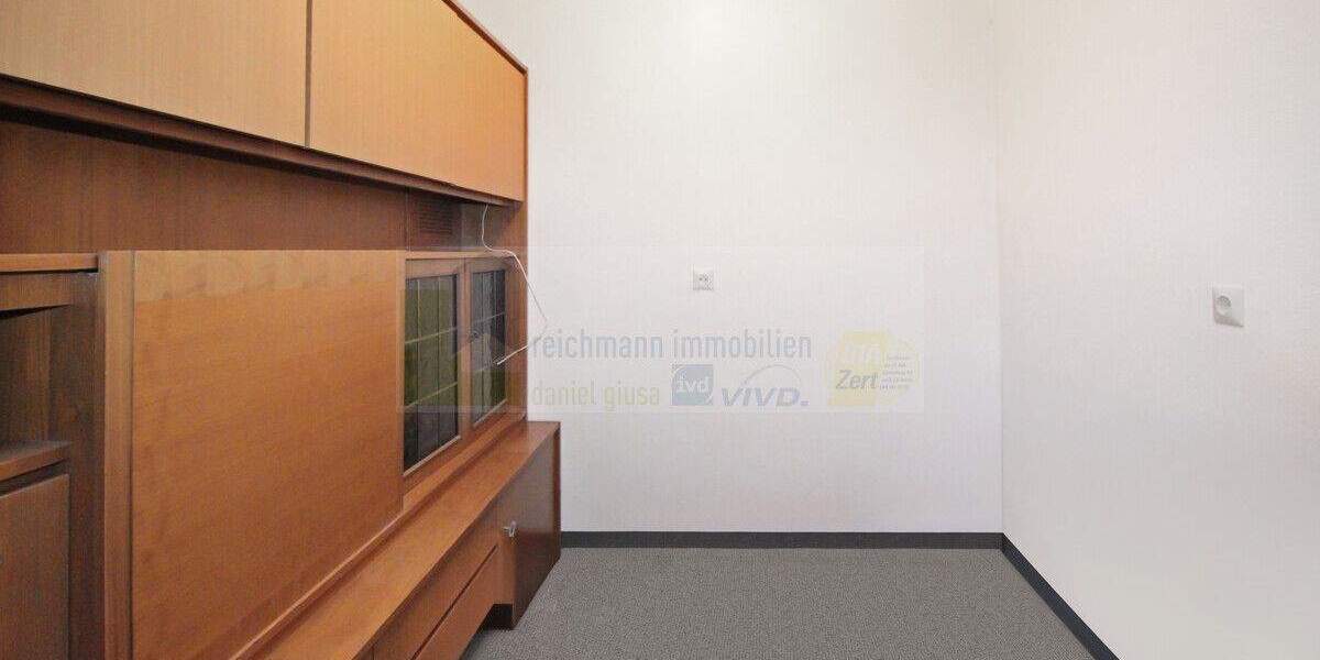 Einfamilienhaus Bad Dürrheim - 5 Zimmer, 145 m&sup2;, 349.000&euro; | Angebot:25692105