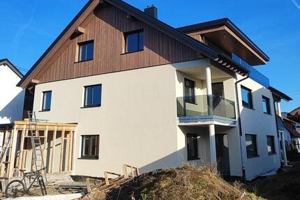 Wohnung Schömberg - 3 Zimmer, 89 m&sup2;, 980&euro; | Angebot:25883021