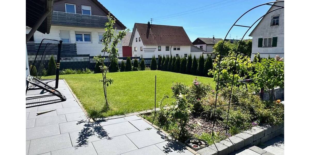 Einfamilienhaus Oberndorf am Neckar / Hochmössingen Hochmössingen - 5 Zimmer, 220 m&sup2;, 499.000&euro; | Angebot:25683344