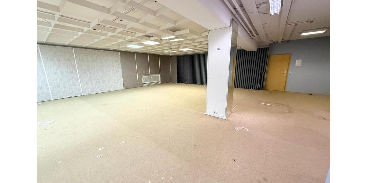 Gewerbeobjekt Villingen-Schwenningen Schwenningen - 3.000&euro; | Angebot:24002910