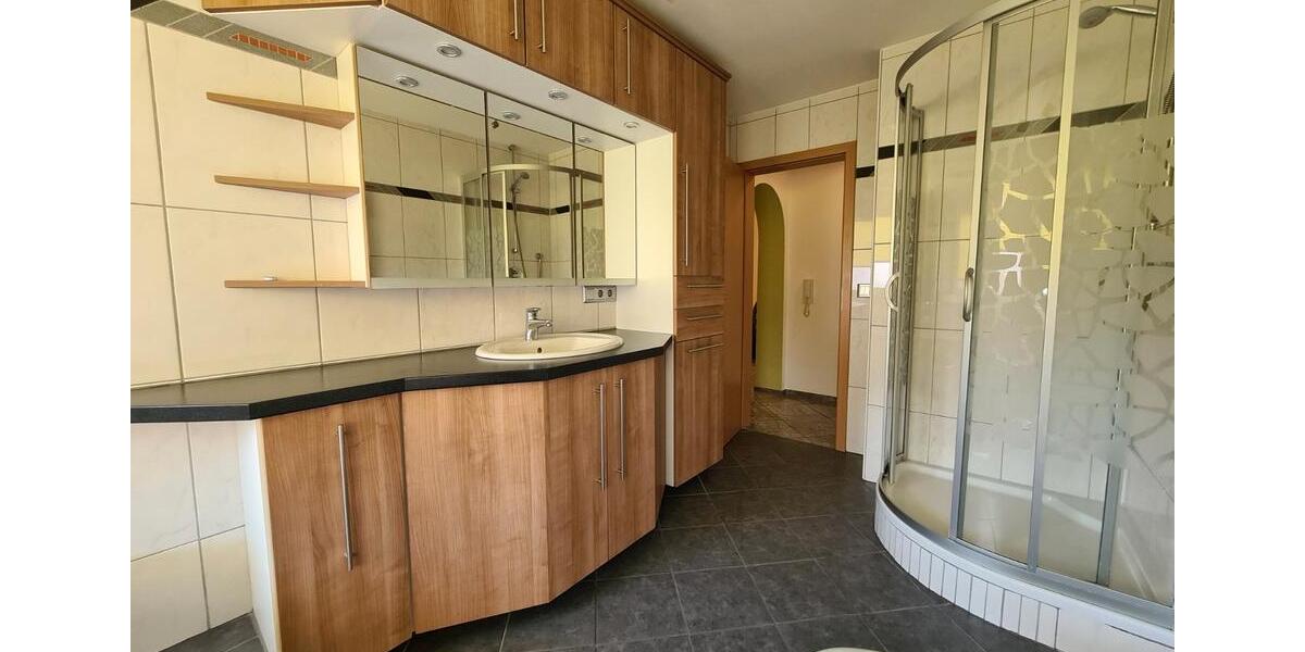 Etagenwohnung Königsfeld im Schwarzwald - 5 Zimmer, 120 m&sup2;, 1.250&euro; | Angebot:26506970