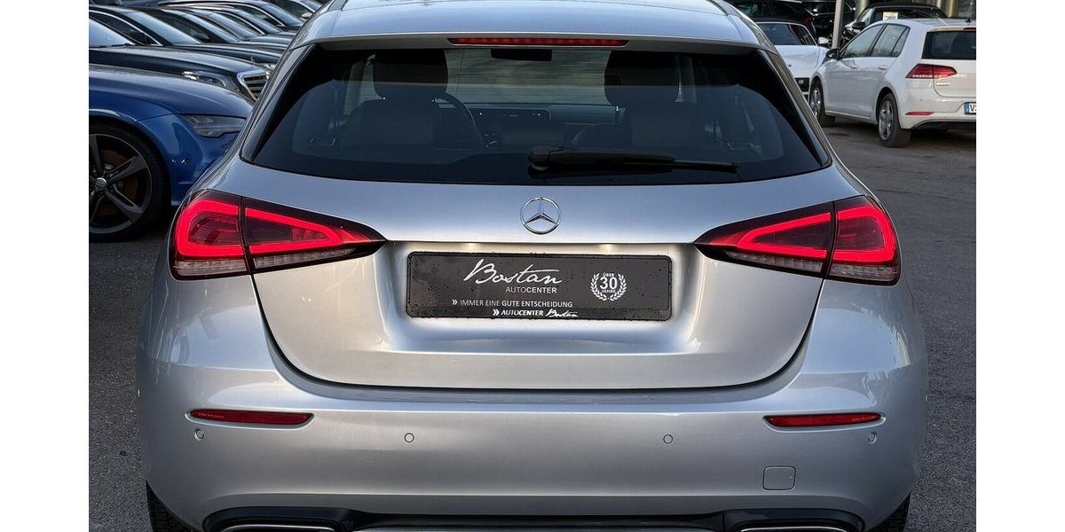 Mercedes-Benz A 250 BUSSINES/NAVIGATION/HIGHPERFORMACE-LED/PDC 123.953 km 19.900 &euro; Villingen-Schwenningen 78054