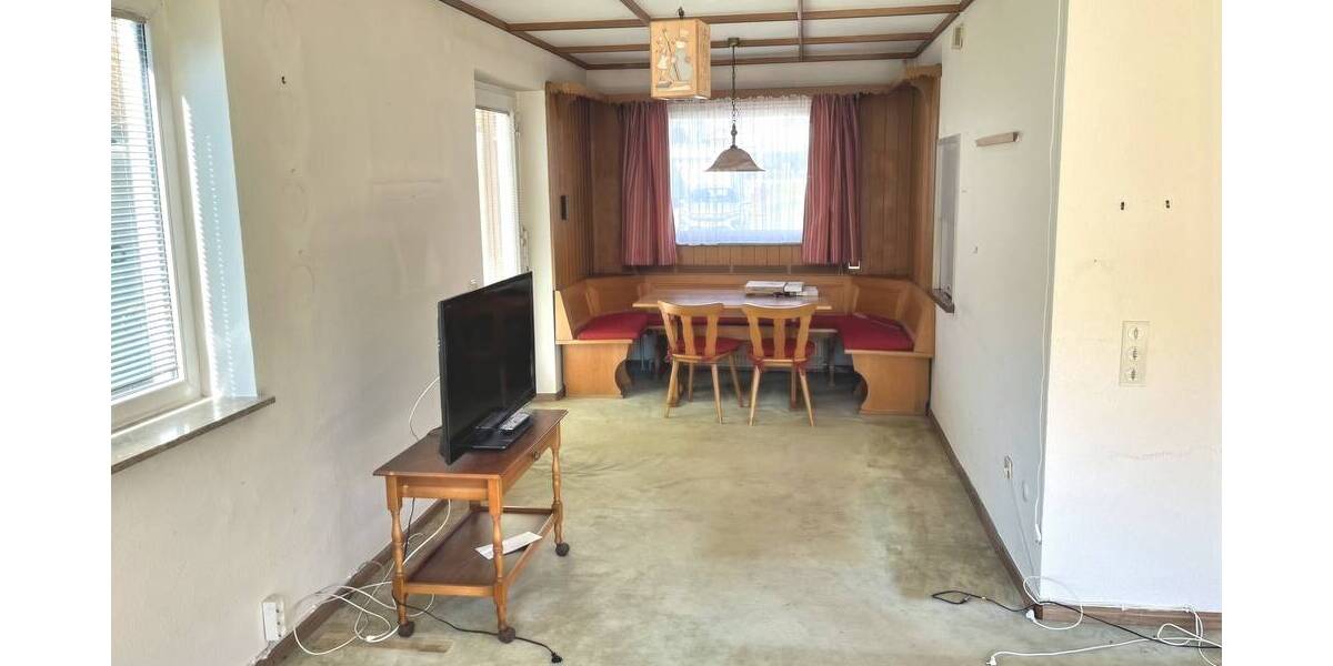 Einfamilienhaus Trossingen - 4 Zimmer, 113 m&sup2;, 310.000&euro; | Angebot:25676902