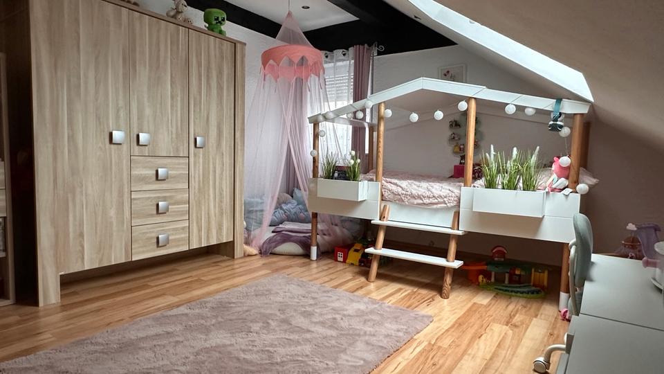 Einfamilienhaus Niedereschach - 7 Zimmer, 181 m&sup2;, 429.000&euro; | Angebot:24842539