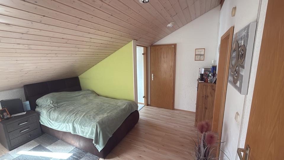 Reihenhaus Aldingen - 6 Zimmer, 170 m&sup2;, 410.000&euro; | Angebot:26940706
