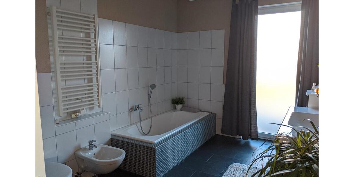 Erdgeschoßwohnung Rottweil - 4.5 Zimmer, 120 m&sup2;, 466.000&euro; | Angebot:25965844