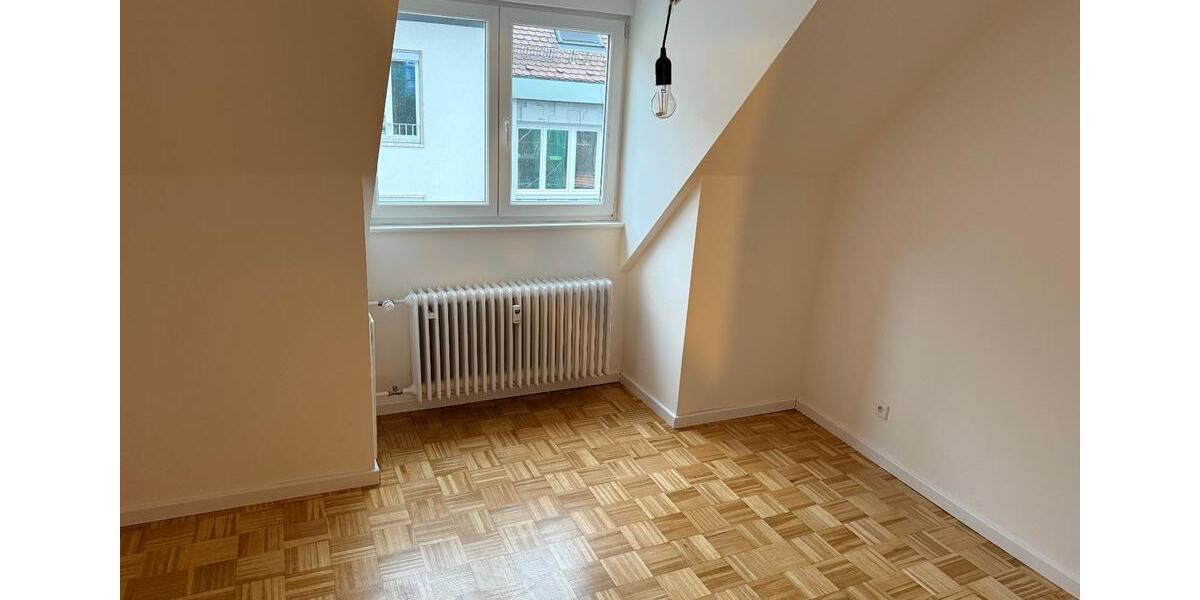 Maisonettenwohnung Villingen-Schwenningen Schwenningen - 3.5 Zimmer, 120 m&sup2;, 1.000&euro; | Angebot:25328088