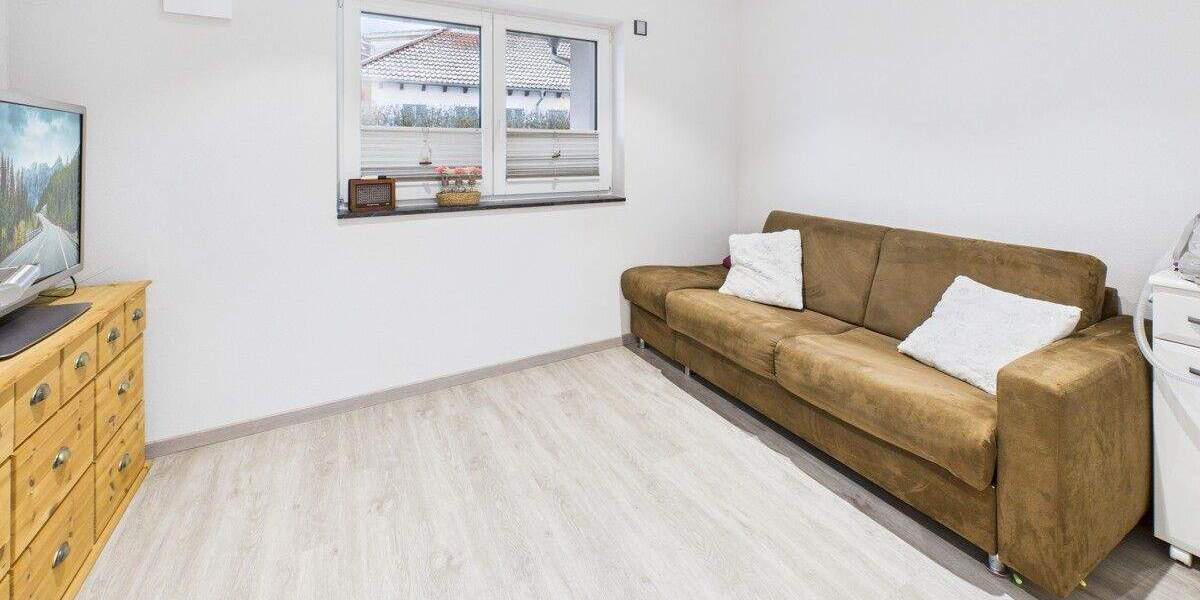 Einfamilienhaus Dunningen Seedorf - 5 Zimmer, 126 m&sup2;, 599.000&euro; | Angebot:25683385