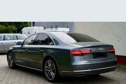 Audi A8 185.000 km 26.700 &euro; Hornberg 78132