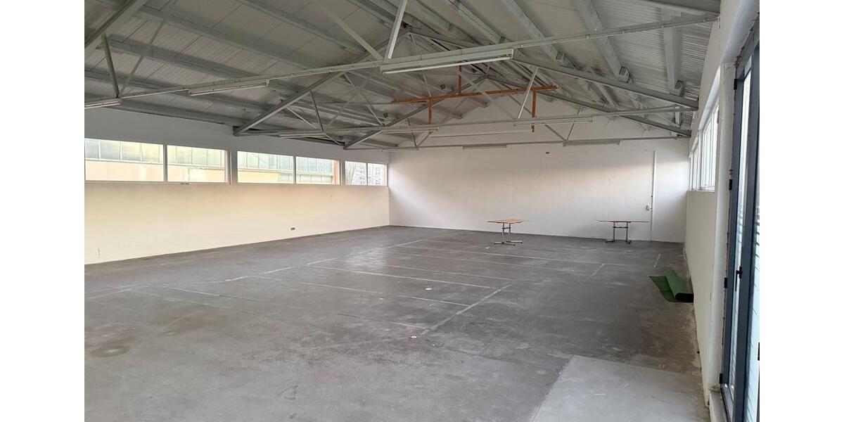 Gewerbeobjekt Villingen-Schwenningen Schwenningen - 2.450&euro; | Angebot:24988722