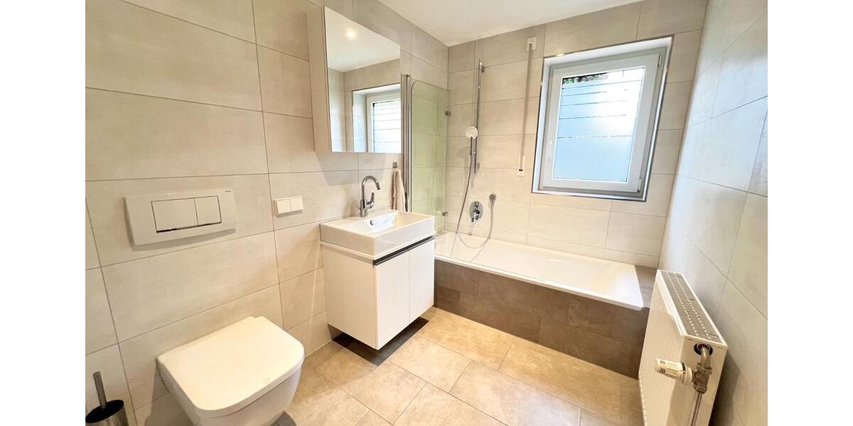 Einfamilienhaus Trossingen - 11.5 Zimmer, 329 m&sup2;, 798.000&euro; | Angebot:25790227