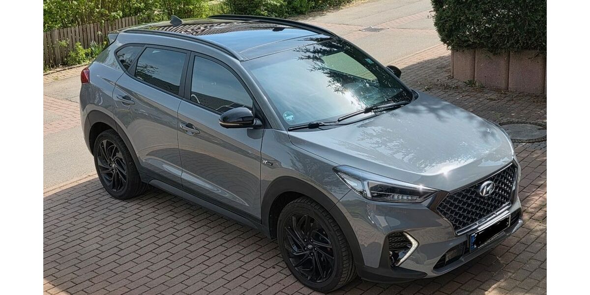 Hyundai TUCSON 82.300 km 18.800 &euro; Trossingen 78647