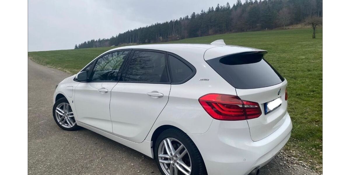 BMW 225 Active Tourer 65.700 km 14.499 &euro; Balgheim 78582