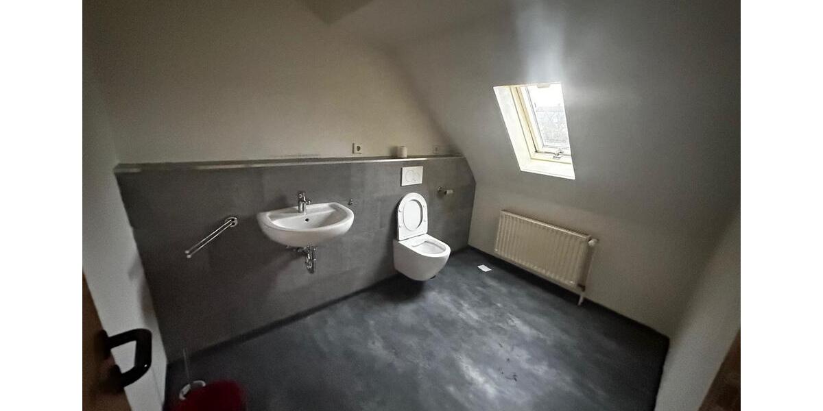 Maisonettenwohnung Oberndorf am Neckar - 4 Zimmer, 120 m&sup2;, 1.200&euro; | Angebot:25451994