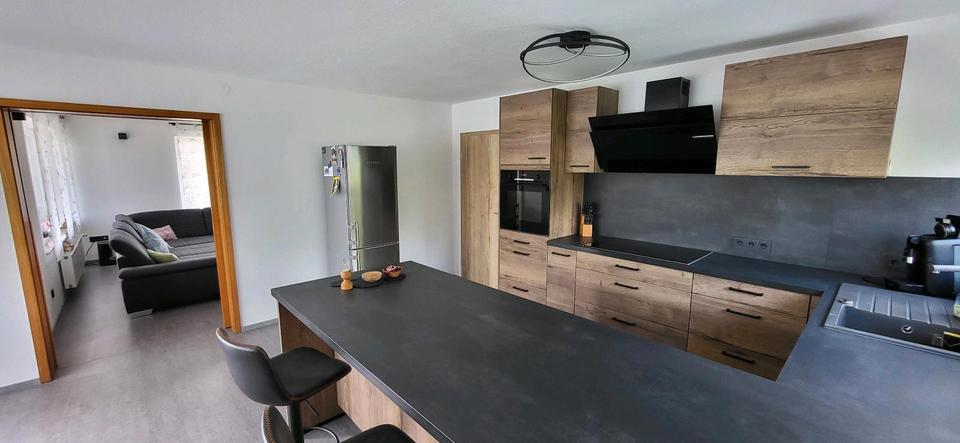 Etagenwohnung Dietingen - 6 Zimmer, 133 m&sup2;, 1.000&euro; | Angebot:26566573