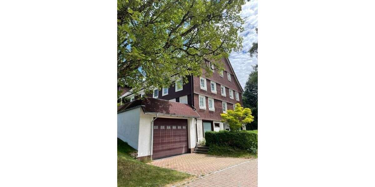 Einfamilienhaus Furtwangen im Schwarzwald Schönenbach - 7 Zimmer, 320 m&sup2;, 478.000&euro; | Angebot:25896640