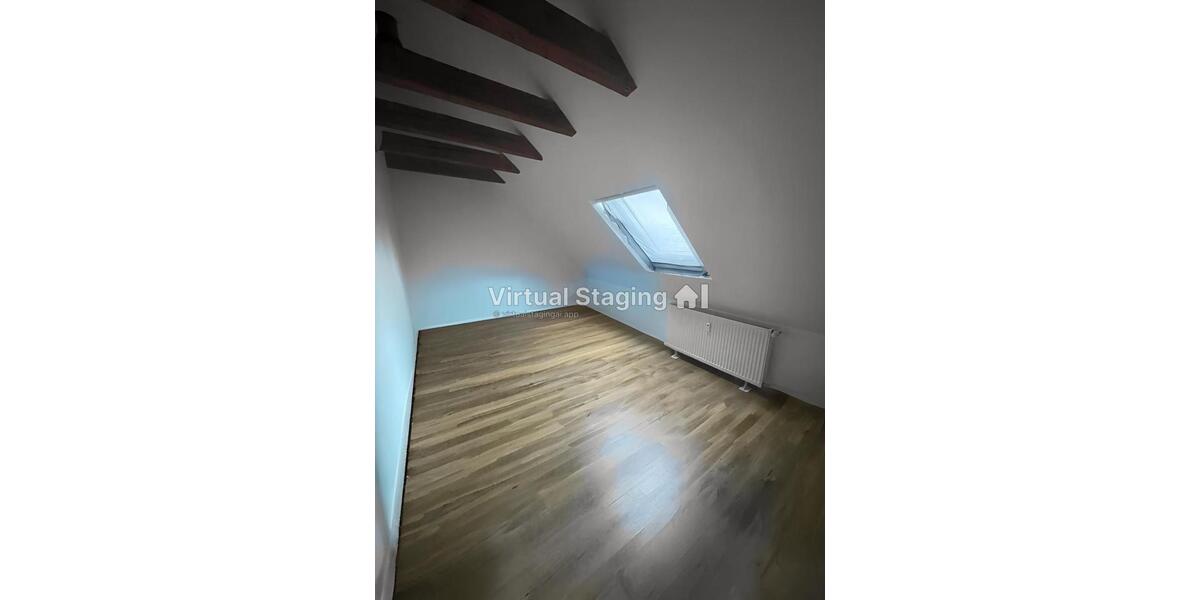 Dachgeschoßwohnung Hornberg - 3 Zimmer, 65 m&sup2;, 715&euro; | Angebot:25917324