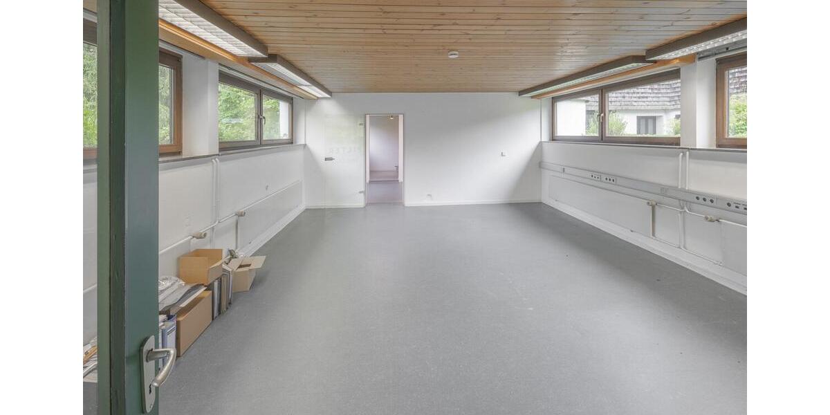 Gewerbeobjekt Villingen-Schwenningen Schwenningen - 750&euro; | Angebot:26592773