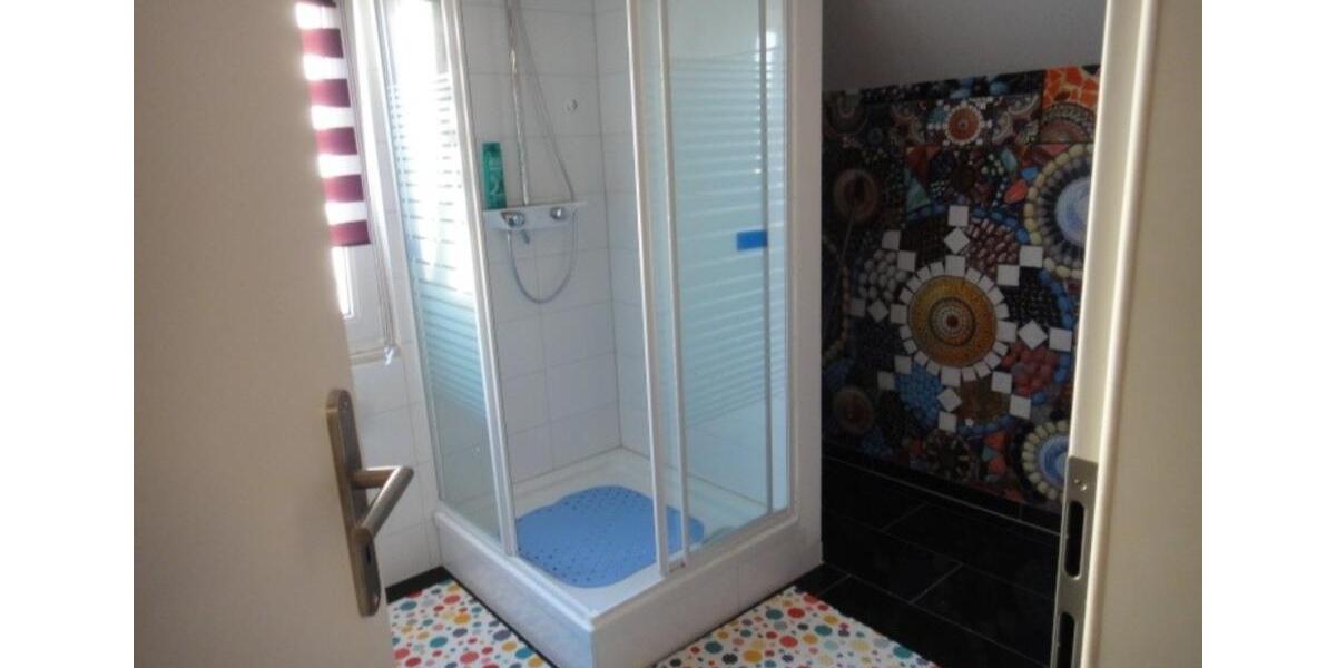 Dachgeschoßwohnung Villingen-Schwenningen Schwenningen - 2 Zimmer, 60 m&sup2;, 700&euro; | Angebot:24855423