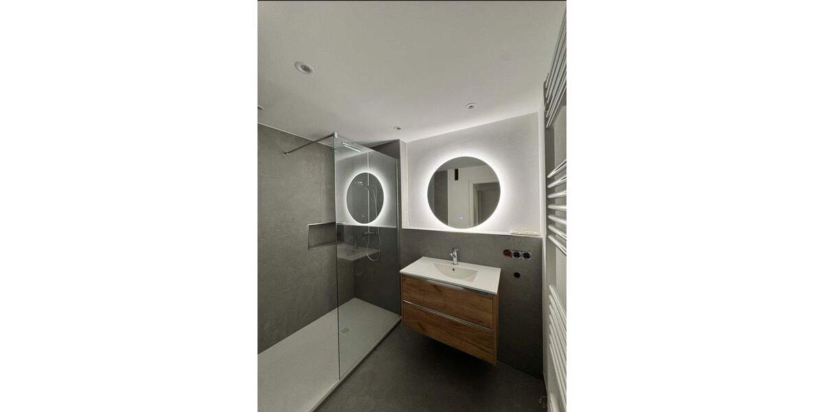 Etagenwohnung Bad Dürrheim - 3 Zimmer, 85 m&sup2;, 870&euro; | Angebot:25712551