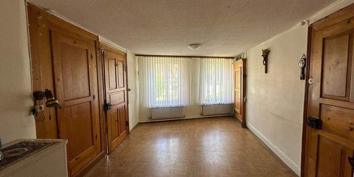 Mehrfamilienhaus, Wohnhaus Böttingen - 1 Zimmer, 230 m&sup2;, 310.000&euro; | Angebot:25683315