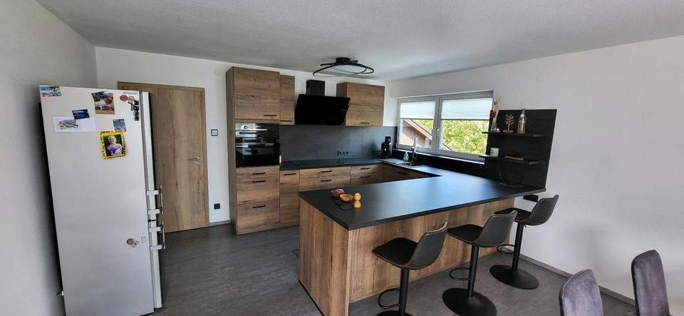 Etagenwohnung Dietingen - 6 Zimmer, 133 m&sup2;, 1.000&euro; | Angebot:26566573