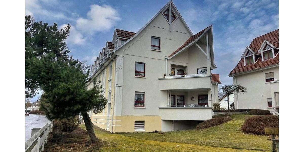 Etagenwohnung Trossingen - 4 Zimmer, 100 m&sup2;, 170.000&euro; | Angebot:25670858