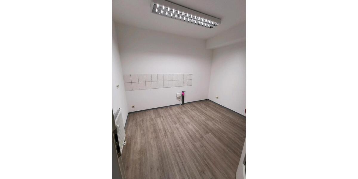Etagenwohnung Sankt Georgen im Schwarzwald - 7 Zimmer, 102 m&sup2;, 338.000&euro; | Angebot:26677166