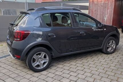 Dacia Sandero 125.030 km 5.950 &euro; Villingen-Schwenningen 78050