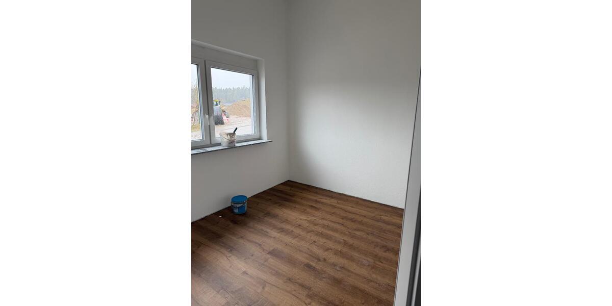 Dachgeschoßwohnung Niedereschach - 3 Zimmer, 90 m&sup2;, 950&euro; | Angebot:25551115