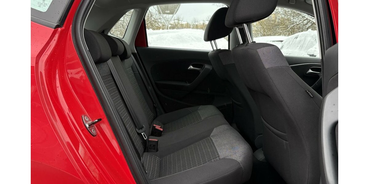 VW Polo 1.2 TSI COMFORTLINE BMT/START-STOPP/TEMPO. 46.812 km 11.900 &euro; Villingen-Schwenningen 78054