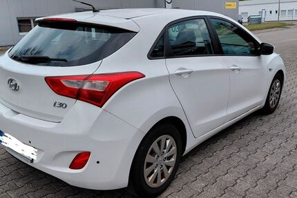 Hyundai i30 111.000 km 6.800 &euro; Niedereschach 78078