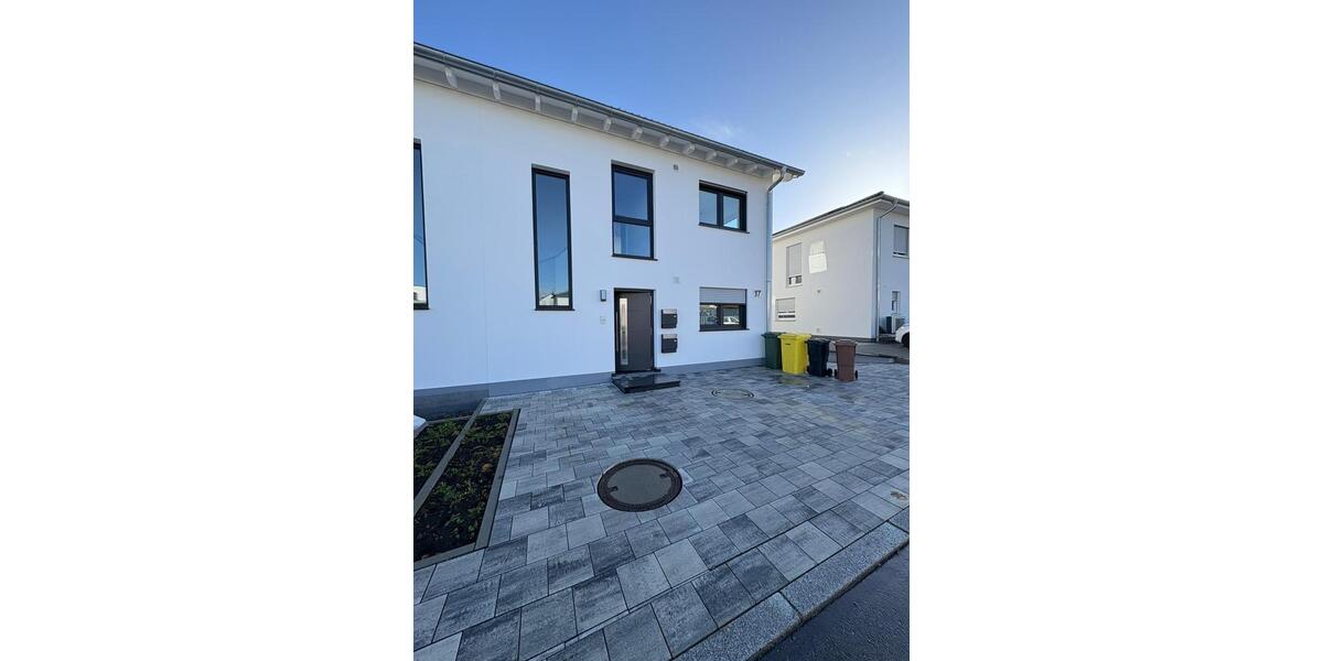 Terrassenwohnung Tuningen - 3 Zimmer, 75 m&sup2;, 1.050&euro; | Angebot:25518940