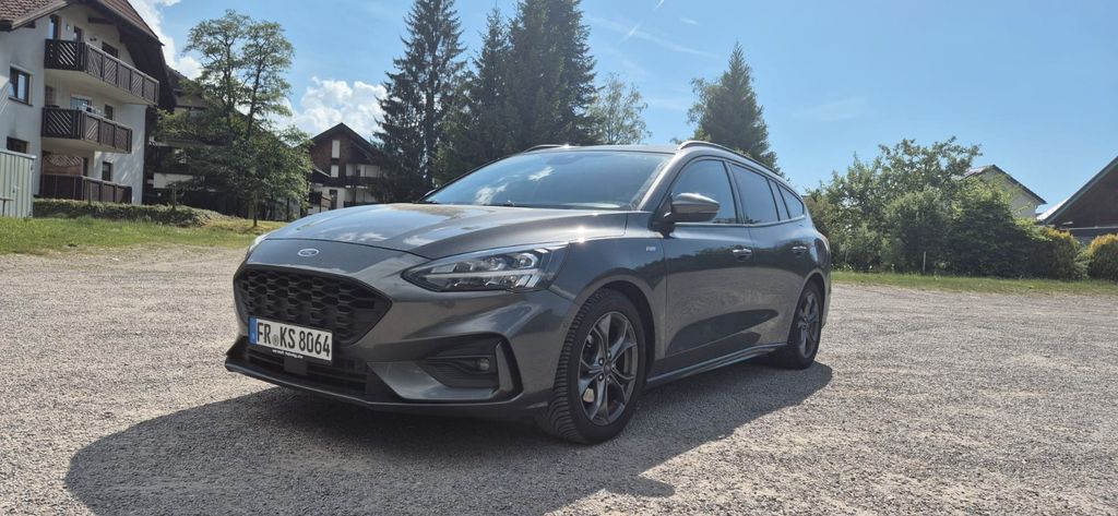 Ford Focus 124.844 km 14.000 &euro; Titisee-Neustadt 79822