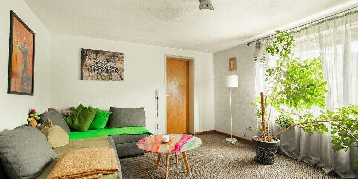 Etagenwohnung Titisee-Neustadt Neustadt - 3 Zimmer, 65 m&sup2;, 115.000&euro; | Angebot:25671470