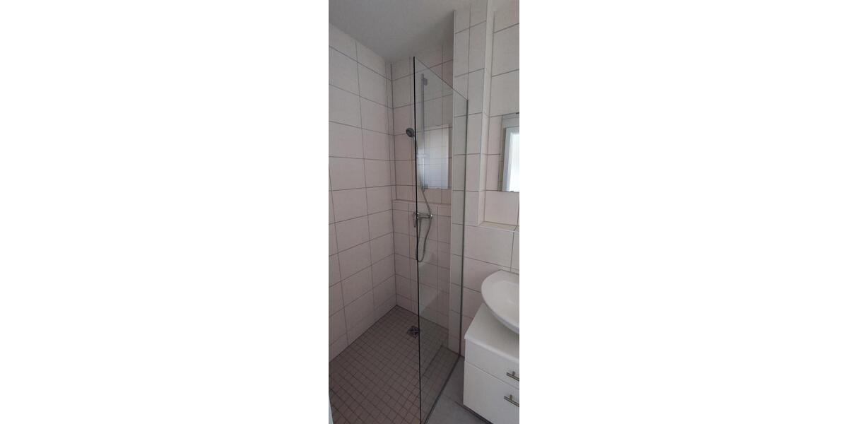 Etagenwohnung Villingen-Schwenningen Schwenningen - 1 Zimmer, 22 m&sup2;, 350&euro; | Angebot:25292956