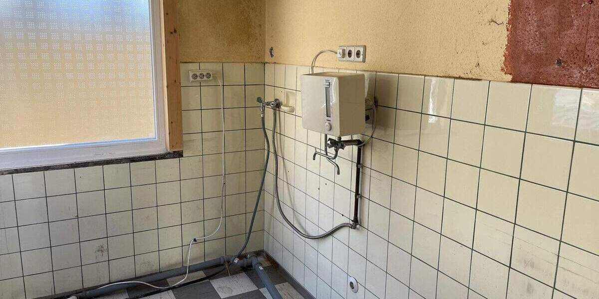 Einfamilienhaus Tuttlingen - 1 Zimmer, 193 m&sup2;, 339.000&euro; | Angebot:25897701