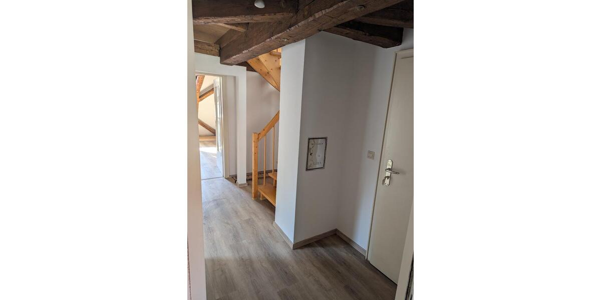 Dachgeschoßwohnung Tuttlingen - 2.5 Zimmer, 48 m&sup2;, 440&euro; | Angebot:25959865