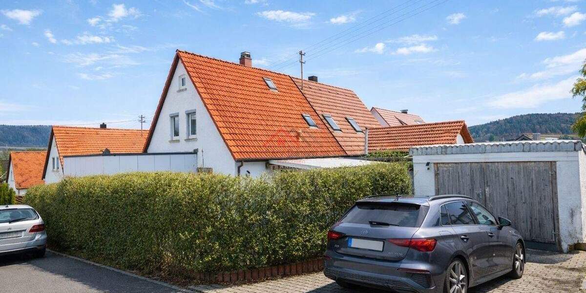 Doppelhaushälfte Tuttlingen / Nendingen Nendingen - 4 Zimmer, 97 m&sup2;, 279.000&euro; | Angebot:25674009