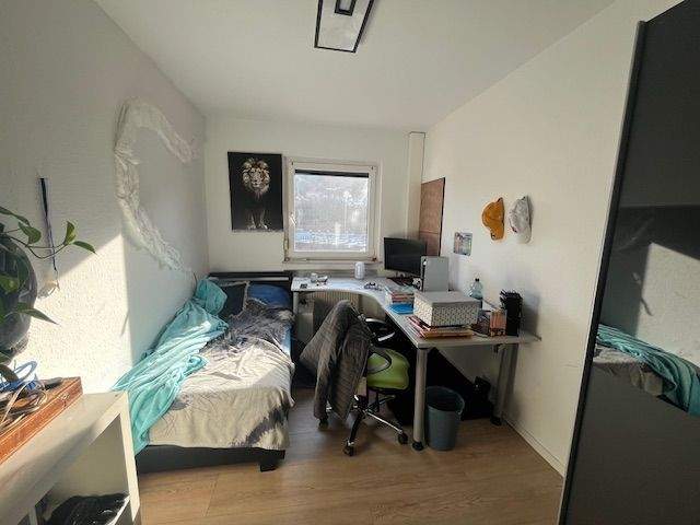 Etagenwohnung Oberndorf am Neckar Oberndorf - 4 Zimmer, 91 m&sup2;, 199.000&euro; | Angebot:25741572