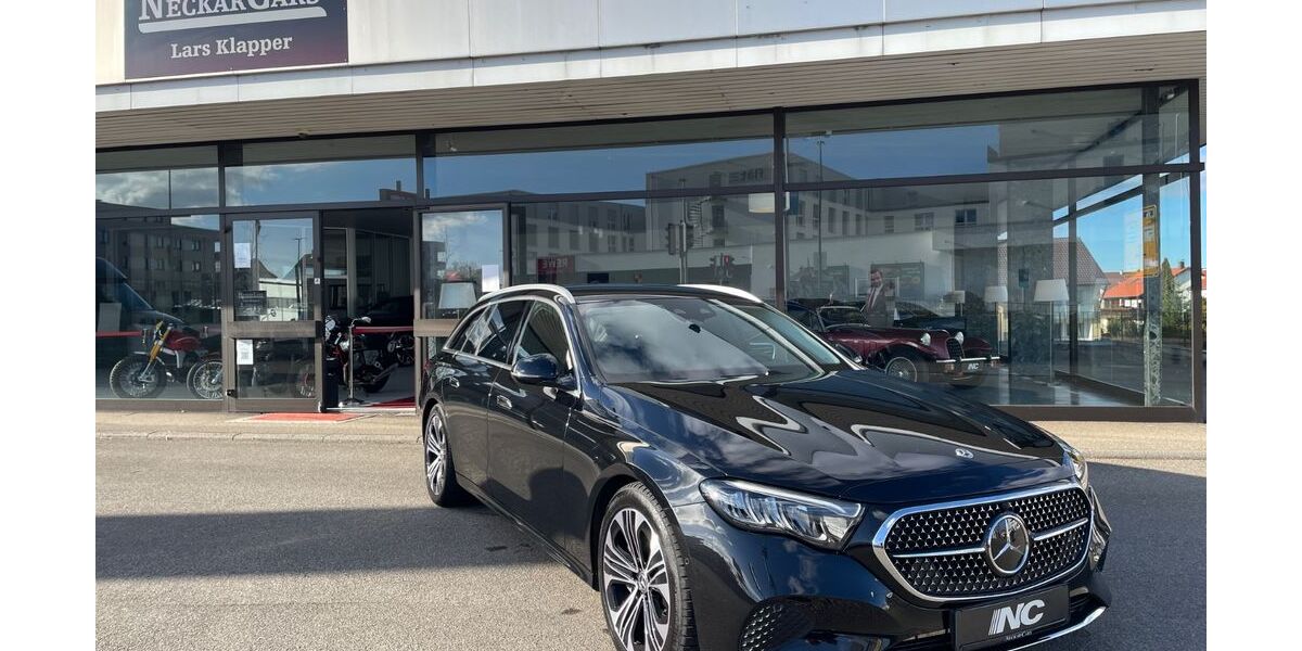 Mercedes-Benz E 300 29.992 km 46.900 &euro; Villingen- Schwenningen 78054