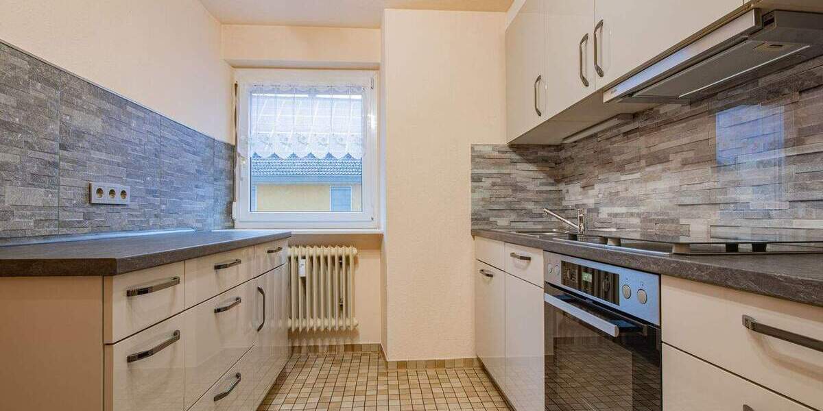 Etagenwohnung Bonndorf - 4 Zimmer, 93 m&sup2;, 199.000&euro; | Angebot:25741789